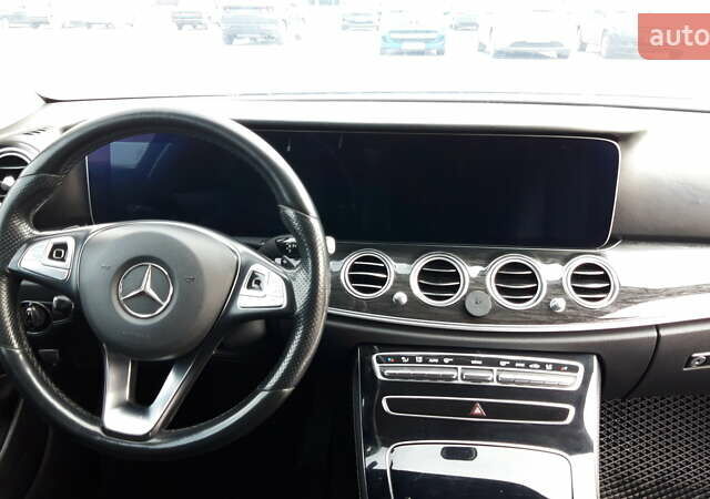 Чорний Мерседес Е-Клас, об'ємом двигуна 1.95 л та пробігом 316 тис. км за 21400 $, фото 20 на Automoto.ua