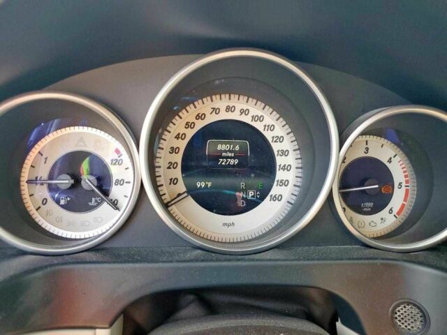 Черный Мерседес Е-Класс, объемом двигателя 2.1 л и пробегом 72 тыс. км за 4000 $, фото 8 на Automoto.ua