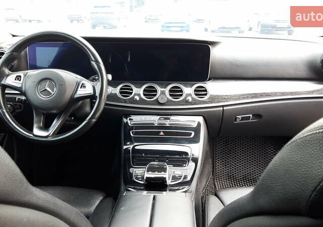 Чорний Мерседес Е-Клас, об'ємом двигуна 1.95 л та пробігом 316 тис. км за 21400 $, фото 18 на Automoto.ua