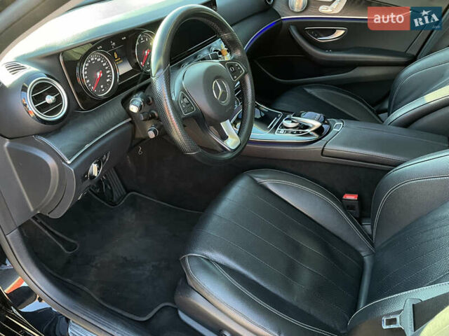 Черный Мерседес Е-Класс, объемом двигателя 1.99 л и пробегом 130 тыс. км за 26500 $, фото 14 на Automoto.ua