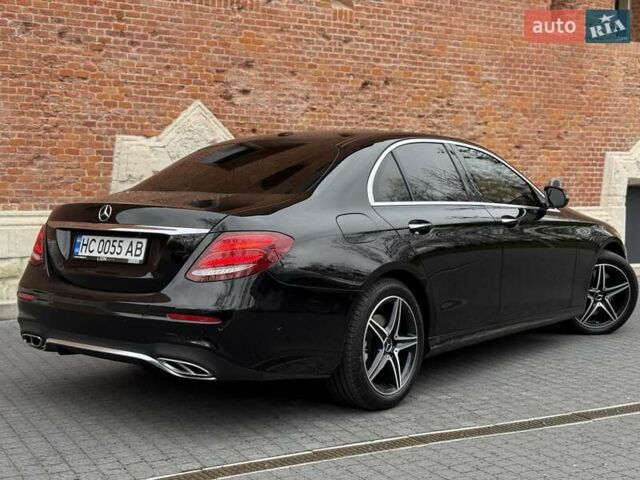 Черный Мерседес Е-Класс, объемом двигателя 1.99 л и пробегом 92 тыс. км за 25800 $, фото 7 на Automoto.ua