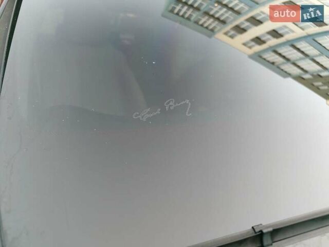 Черный Мерседес Е-Класс, объемом двигателя 1.95 л и пробегом 196 тыс. км за 27500 $, фото 23 на Automoto.ua