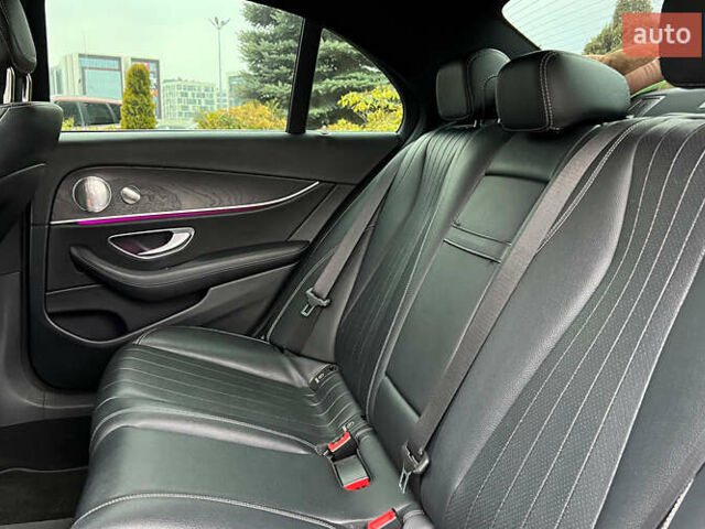 Черный Мерседес Е-Класс, объемом двигателя 1.99 л и пробегом 102 тыс. км за 23300 $, фото 25 на Automoto.ua