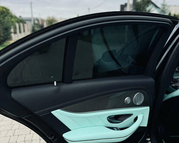 Черный Мерседес Е-Класс, объемом двигателя 3 л и пробегом 133 тыс. км за 40000 $, фото 24 на Automoto.ua