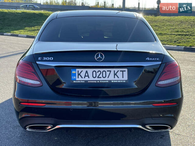 Черный Мерседес Е-Класс, объемом двигателя 1.99 л и пробегом 130 тыс. км за 26500 $, фото 9 на Automoto.ua