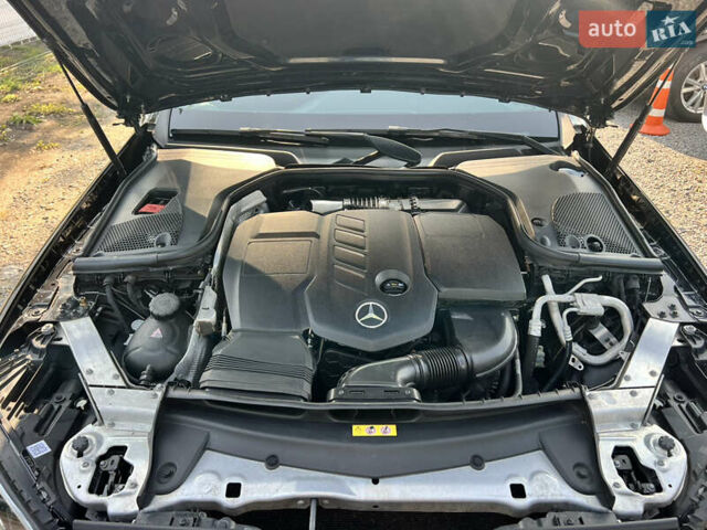 Черный Мерседес Е-Класс, объемом двигателя 2 л и пробегом 186 тыс. км за 28900 $, фото 31 на Automoto.ua