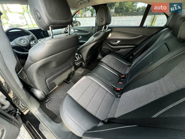 Черный Мерседес Е-Класс, объемом двигателя 2 л и пробегом 186 тыс. км за 28900 $, фото 13 на Automoto.ua