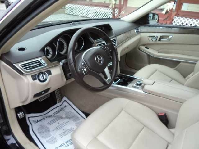 Черный Мерседес Е-Класс, объемом двигателя 3.5 л и пробегом 93 тыс. км за 5400 $, фото 2 на Automoto.ua