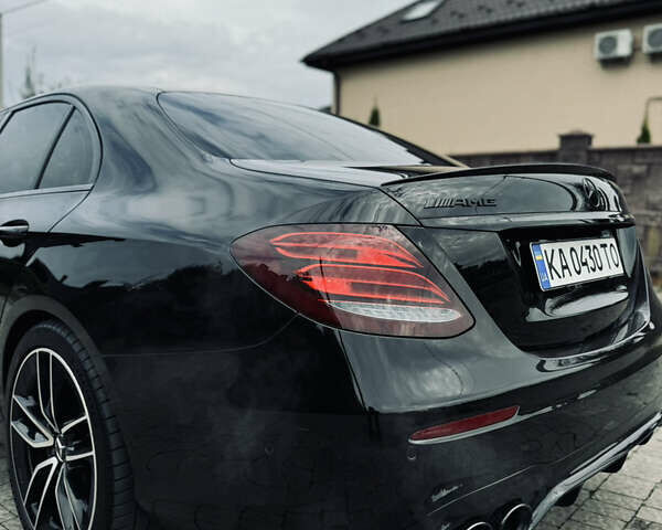 Черный Мерседес Е-Класс, объемом двигателя 3 л и пробегом 133 тыс. км за 40000 $, фото 15 на Automoto.ua