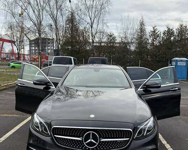 Чорний Мерседес Е-Клас, об'ємом двигуна 1.99 л та пробігом 100 тис. км за 23499 $, фото 15 на Automoto.ua