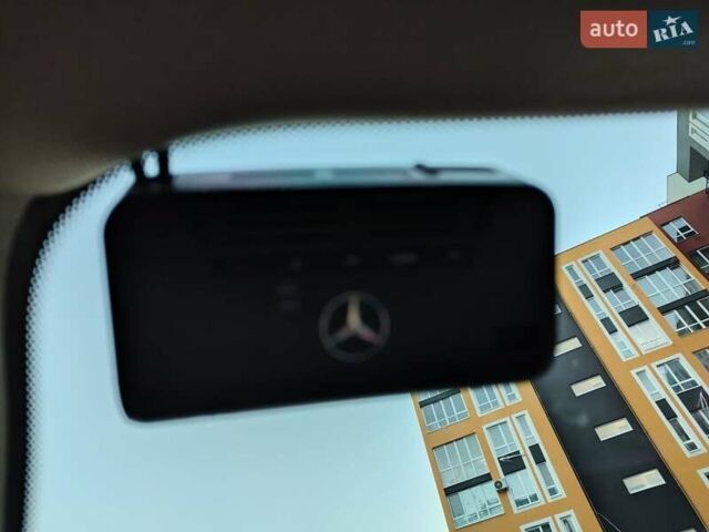 Черный Мерседес Е-Класс, объемом двигателя 1.95 л и пробегом 196 тыс. км за 27500 $, фото 44 на Automoto.ua