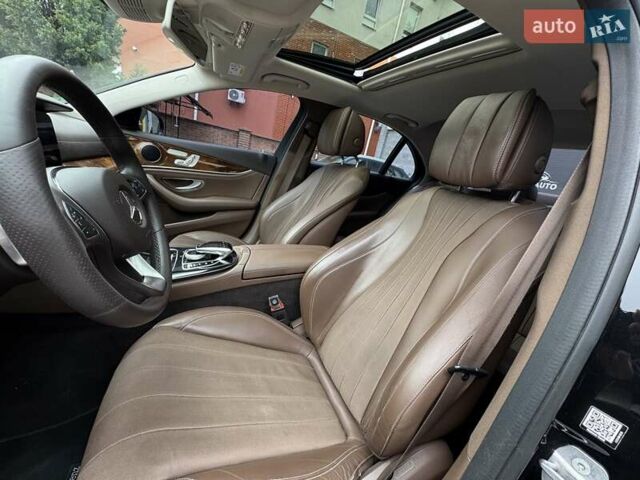 Чорний Мерседес Е-Клас, об'ємом двигуна 2 л та пробігом 144 тис. км за 27900 $, фото 21 на Automoto.ua