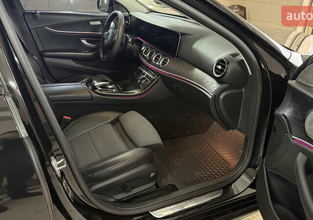 Черный Мерседес Е-Класс, объемом двигателя 1.95 л и пробегом 187 тыс. км за 27900 $, фото 14 на Automoto.ua