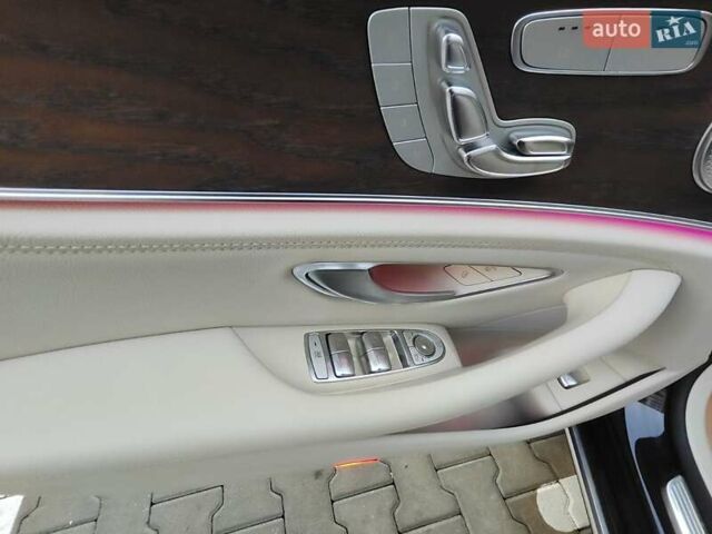 Черный Мерседес Е-Класс, объемом двигателя 1.95 л и пробегом 196 тыс. км за 27500 $, фото 27 на Automoto.ua