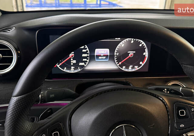 Черный Мерседес Е-Класс, объемом двигателя 1.95 л и пробегом 187 тыс. км за 27900 $, фото 9 на Automoto.ua