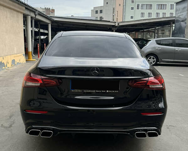 Чорний Мерседес Е-Клас, об'ємом двигуна 2 л та пробігом 125 тис. км за 28500 $, фото 5 на Automoto.ua