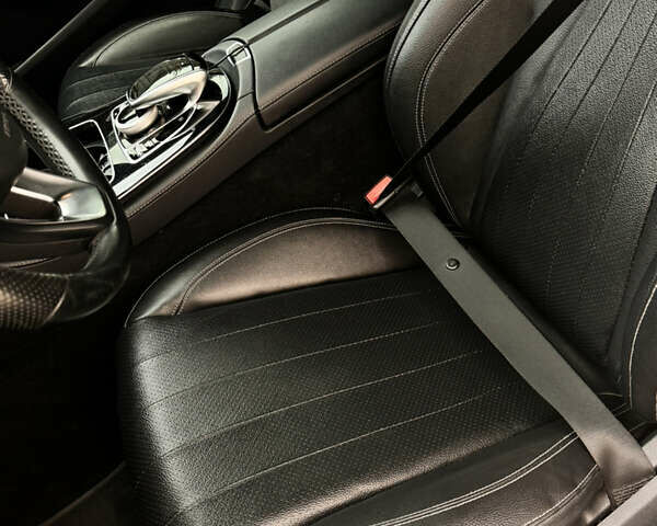 Чорний Мерседес Е-Клас, об'ємом двигуна 2 л та пробігом 125 тис. км за 28500 $, фото 14 на Automoto.ua