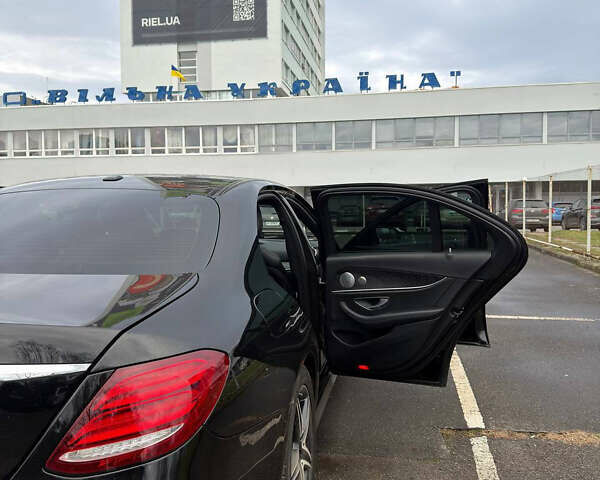 Чорний Мерседес Е-Клас, об'ємом двигуна 1.99 л та пробігом 100 тис. км за 23499 $, фото 8 на Automoto.ua