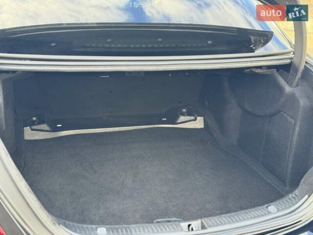 Черный Мерседес Е-Класс, объемом двигателя 1.95 л и пробегом 296 тыс. км за 21999 $, фото 20 на Automoto.ua