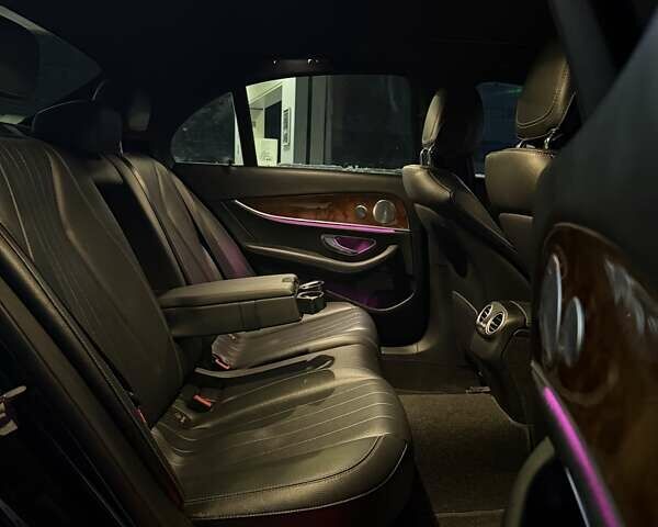 Чорний Мерседес Е-Клас, об'ємом двигуна 1.99 л та пробігом 109 тис. км за 29500 $, фото 20 на Automoto.ua