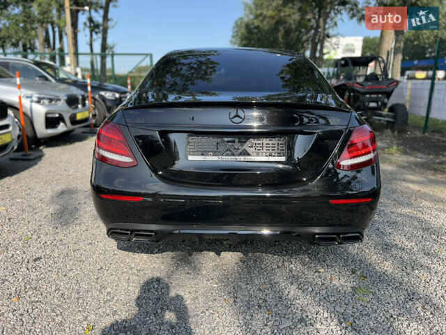 Черный Мерседес Е-Класс, объемом двигателя 2 л и пробегом 186 тыс. км за 28900 $, фото 5 на Automoto.ua