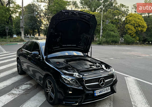 Черный Мерседес Е-Класс, объемом двигателя 1.95 л и пробегом 270 тыс. км за 26000 $, фото 23 на Automoto.ua