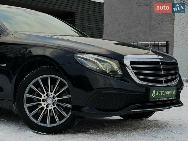 Черный Мерседес Е-Класс, объемом двигателя 1.95 л и пробегом 186 тыс. км за 24900 $, фото 12 на Automoto.ua