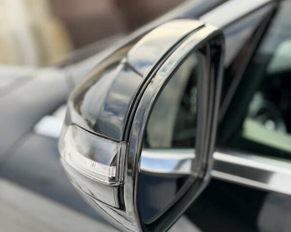 Черный Мерседес Е-Класс, объемом двигателя 1.95 л и пробегом 187 тыс. км за 30500 $, фото 9 на Automoto.ua