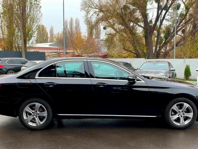 Чорний Мерседес Е-Клас, об'ємом двигуна 2 л та пробігом 111 тис. км за 32000 $, фото 3 на Automoto.ua