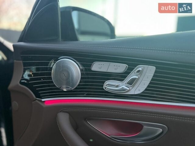 Черный Мерседес Е-Класс, объемом двигателя 3 л и пробегом 90 тыс. км за 31500 $, фото 15 на Automoto.ua