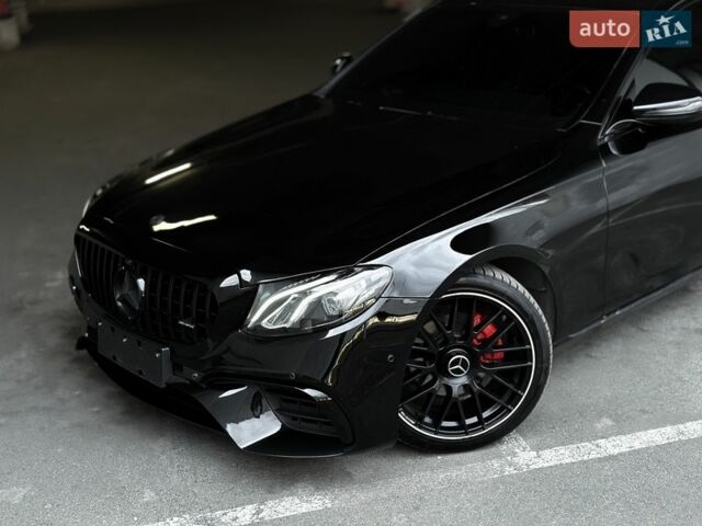 Черный Мерседес Е-Класс, объемом двигателя 1.95 л и пробегом 358 тыс. км за 23500 $, фото 16 на Automoto.ua