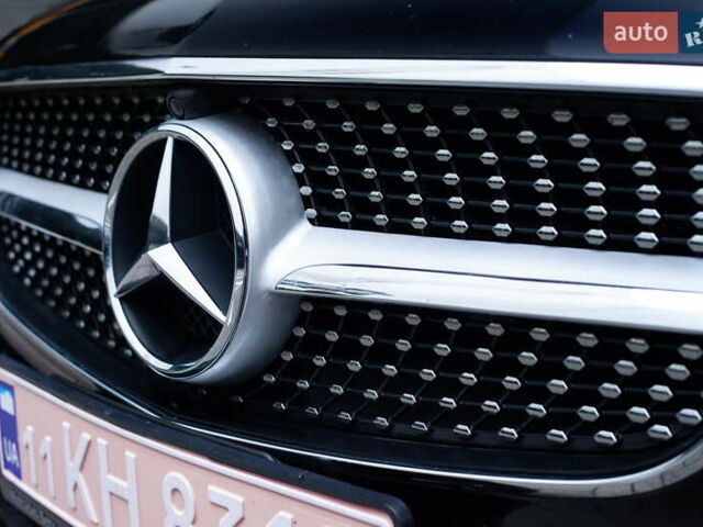 Черный Мерседес Е-Класс, объемом двигателя 2 л и пробегом 184 тыс. км за 26300 $, фото 15 на Automoto.ua