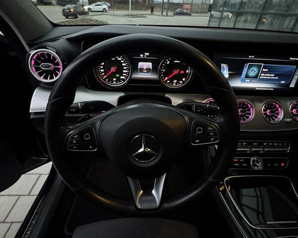 Черный Мерседес Е-Класс, объемом двигателя 1.95 л и пробегом 265 тыс. км за 29000 $, фото 18 на Automoto.ua