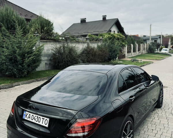 Черный Мерседес Е-Класс, объемом двигателя 3 л и пробегом 133 тыс. км за 40000 $, фото 11 на Automoto.ua