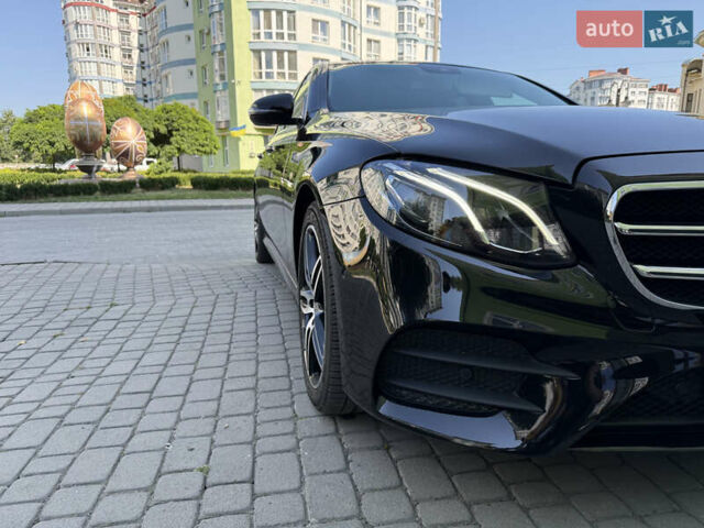 Черный Мерседес Е-Класс, объемом двигателя 1.9 л и пробегом 222 тыс. км за 29000 $, фото 5 на Automoto.ua
