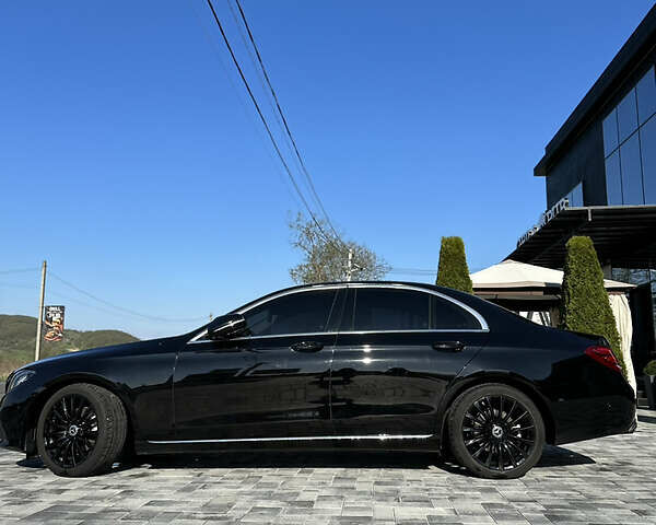Черный Мерседес Е-Класс, объемом двигателя 2 л и пробегом 169 тыс. км за 32700 $, фото 2 на Automoto.ua