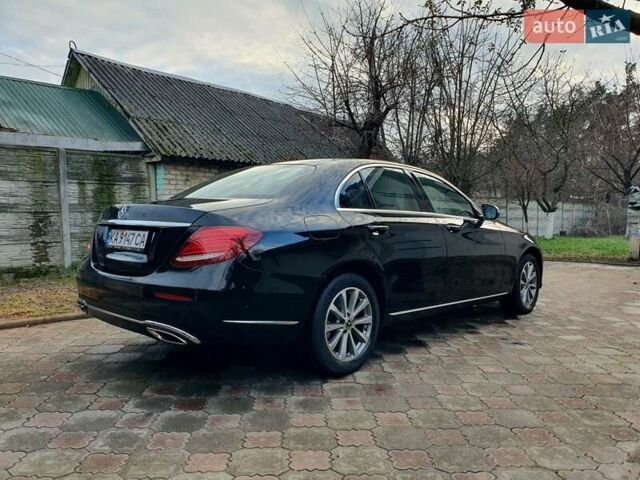 Черный Мерседес Е-Класс, объемом двигателя 1.95 л и пробегом 238 тыс. км за 33700 $, фото 10 на Automoto.ua