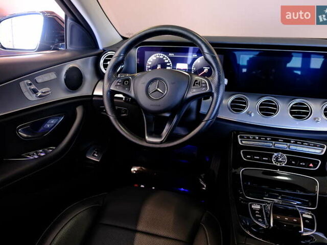 Черный Мерседес Е-Класс, объемом двигателя 3 л и пробегом 123 тыс. км за 36900 $, фото 64 на Automoto.ua