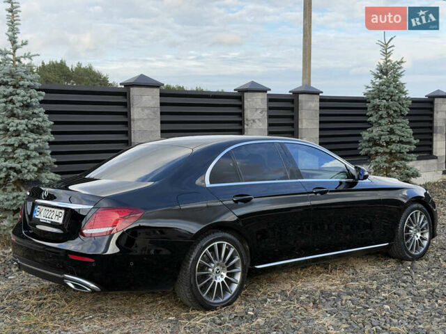 Черный Мерседес Е-Класс, объемом двигателя 2 л и пробегом 197 тыс. км за 29999 $, фото 11 на Automoto.ua