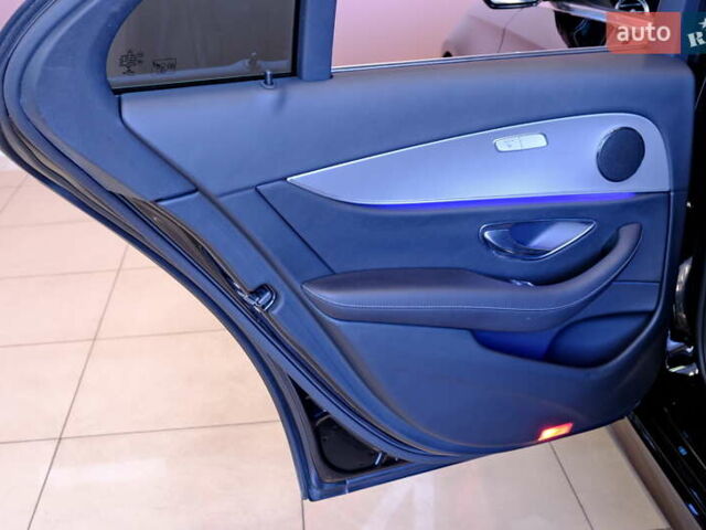 Черный Мерседес Е-Класс, объемом двигателя 3 л и пробегом 123 тыс. км за 36900 $, фото 51 на Automoto.ua