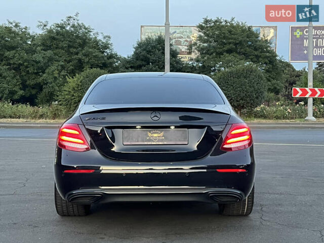Черный Мерседес Е-Класс, объемом двигателя 1.95 л и пробегом 173 тыс. км за 29500 $, фото 2 на Automoto.ua