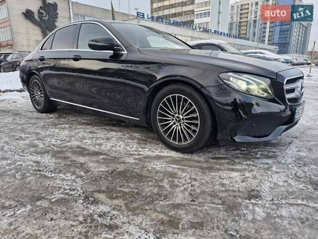 Черный Мерседес Е-Класс, объемом двигателя 1.95 л и пробегом 365 тыс. км за 22500 $, фото 1 на Automoto.ua