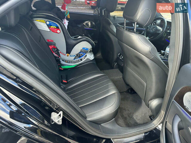 Чорний Мерседес Е-Клас, об'ємом двигуна 1.99 л та пробігом 85 тис. км за 31500 $, фото 9 на Automoto.ua