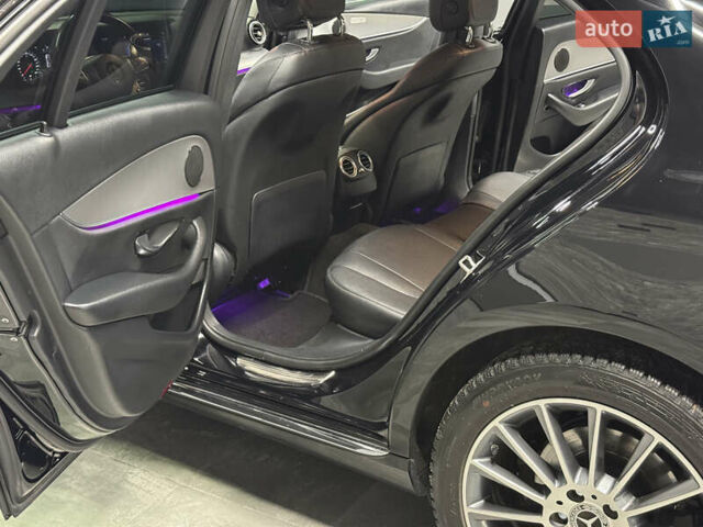 Черный Мерседес Е-Класс, объемом двигателя 2 л и пробегом 197 тыс. км за 29999 $, фото 24 на Automoto.ua