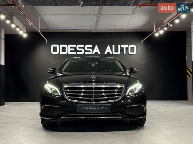 Черный Мерседес Е-Класс, объемом двигателя 2.99 л и пробегом 104 тыс. км за 32500 $, фото 1 на Automoto.ua