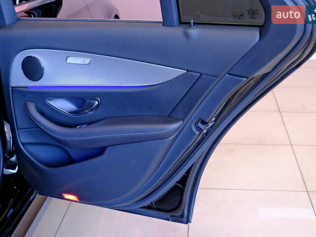 Черный Мерседес Е-Класс, объемом двигателя 3 л и пробегом 123 тыс. км за 36900 $, фото 55 на Automoto.ua