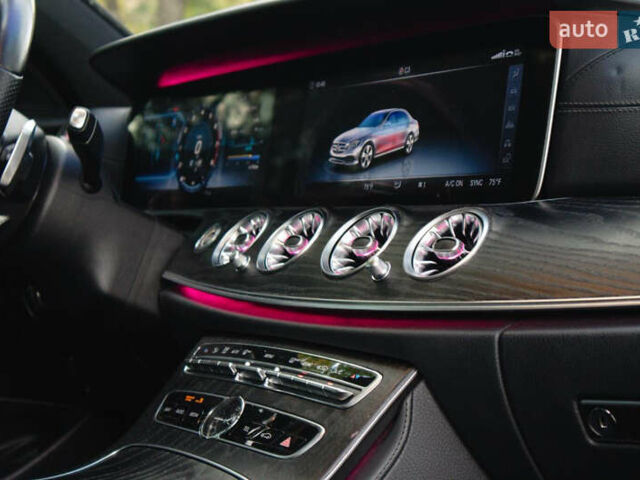 Черный Мерседес Е-Класс, объемом двигателя 3 л и пробегом 78 тыс. км за 39999 $, фото 18 на Automoto.ua