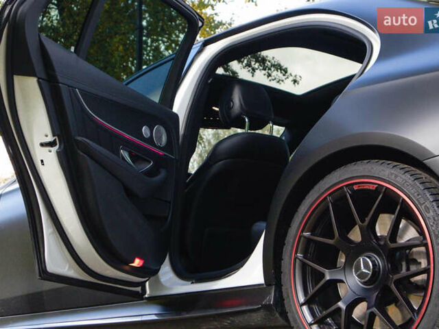 Черный Мерседес Е-Класс, объемом двигателя 3 л и пробегом 78 тыс. км за 39999 $, фото 40 на Automoto.ua