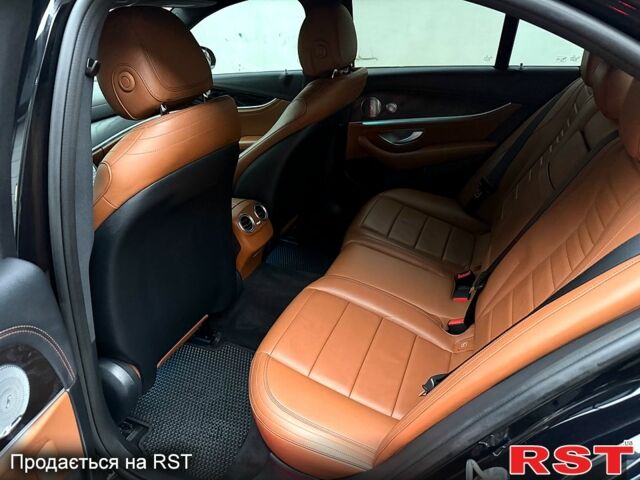 Черный Мерседес Е-Класс, объемом двигателя 2 л и пробегом 117 тыс. км за 33000 $, фото 9 на Automoto.ua