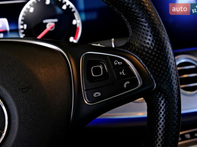 Черный Мерседес Е-Класс, объемом двигателя 3 л и пробегом 123 тыс. км за 36900 $, фото 46 на Automoto.ua